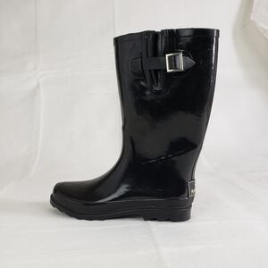 Magellan Outdoors Black Glossy Winter Rain Boots!